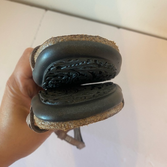 Naot Women's Dorith In Silver Threads Leather - 38 - Picture 6 of 11